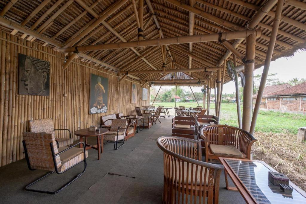Oyo 2380 Alea Guesthouse Muntilan Εξωτερικό φωτογραφία