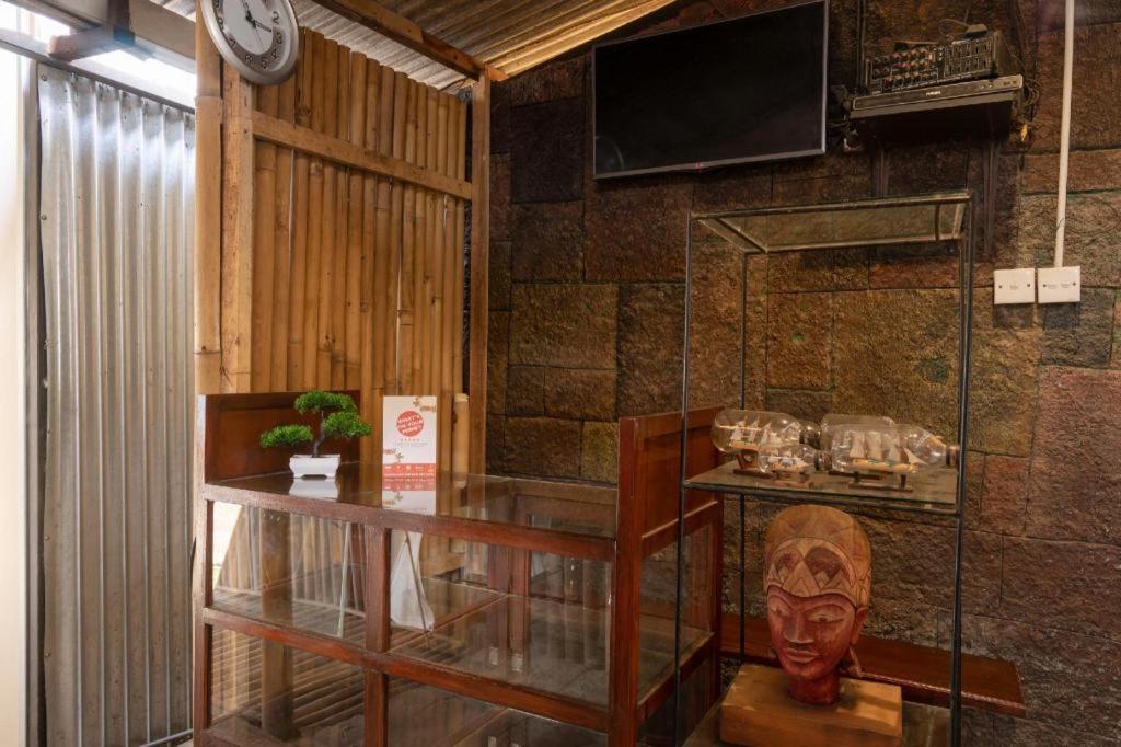 Oyo 2380 Alea Guesthouse Muntilan Εξωτερικό φωτογραφία