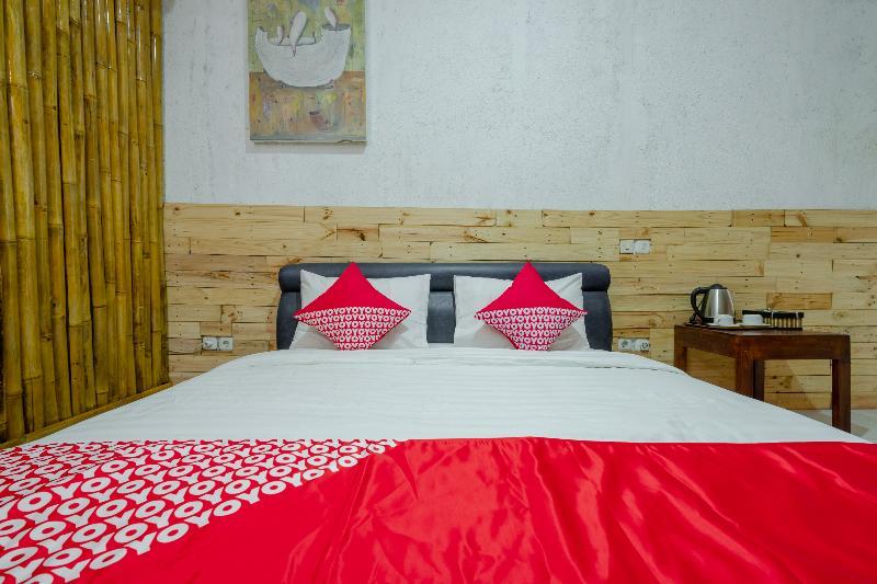 Oyo 2380 Alea Guesthouse Muntilan Εξωτερικό φωτογραφία