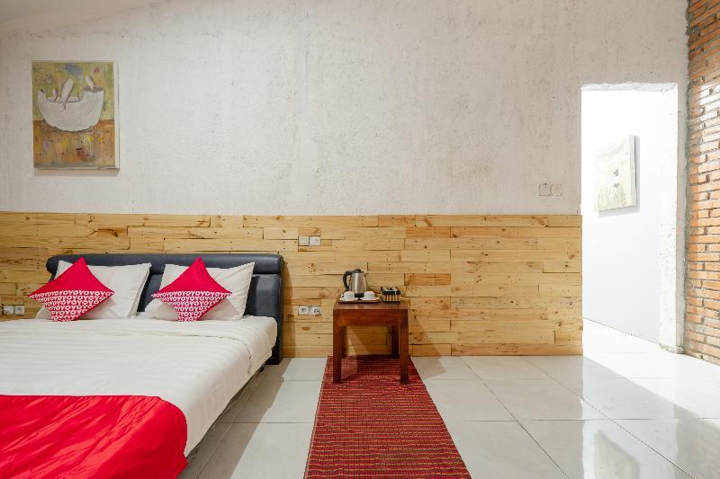 Oyo 2380 Alea Guesthouse Muntilan Εξωτερικό φωτογραφία